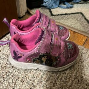 Toddler size 7 Encanto Light Up Sneakers